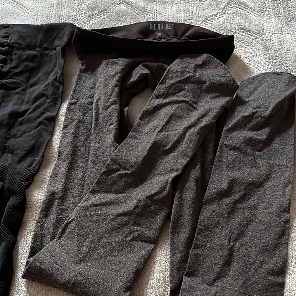 NWOT Hue opaque grey tights